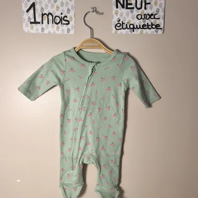 Pyjama gémo taille 1 mois 